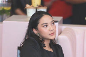 Putri Tanjung Trending di Twitter, Warganet Kompak Keberatan